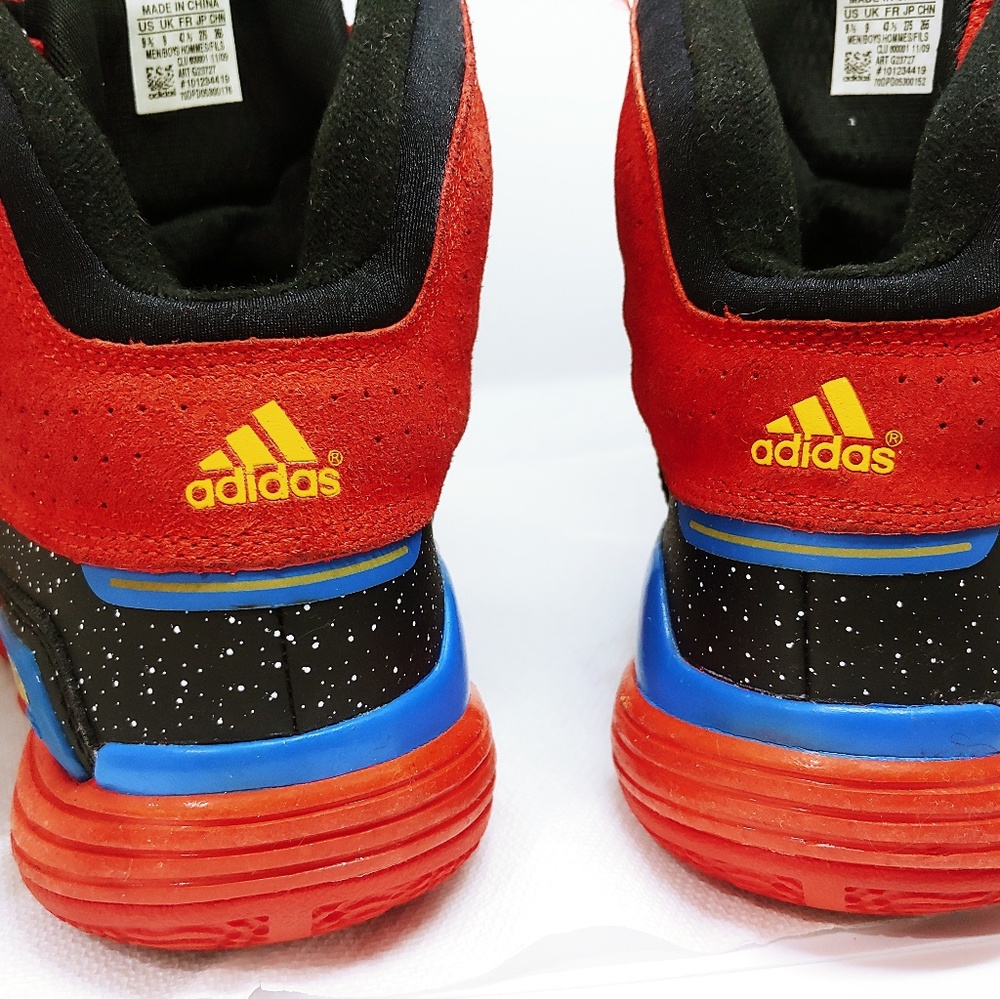 #Sold 2009 Adidas Dwight Howard superman shoes - Picture 6 of 8